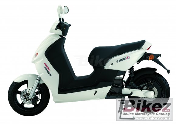 2010 E-max 110S photo